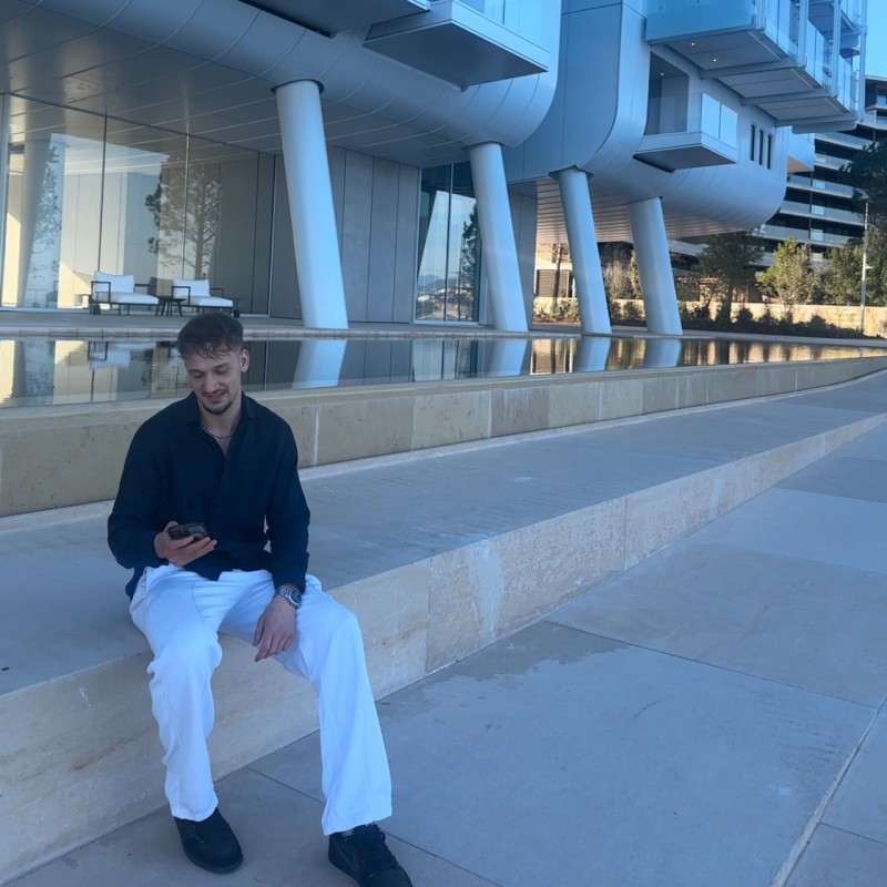 Dominik Czarnecki - Founder of Booked and Paid, GLP-1 Weight Loss Clinic Marketing Expert